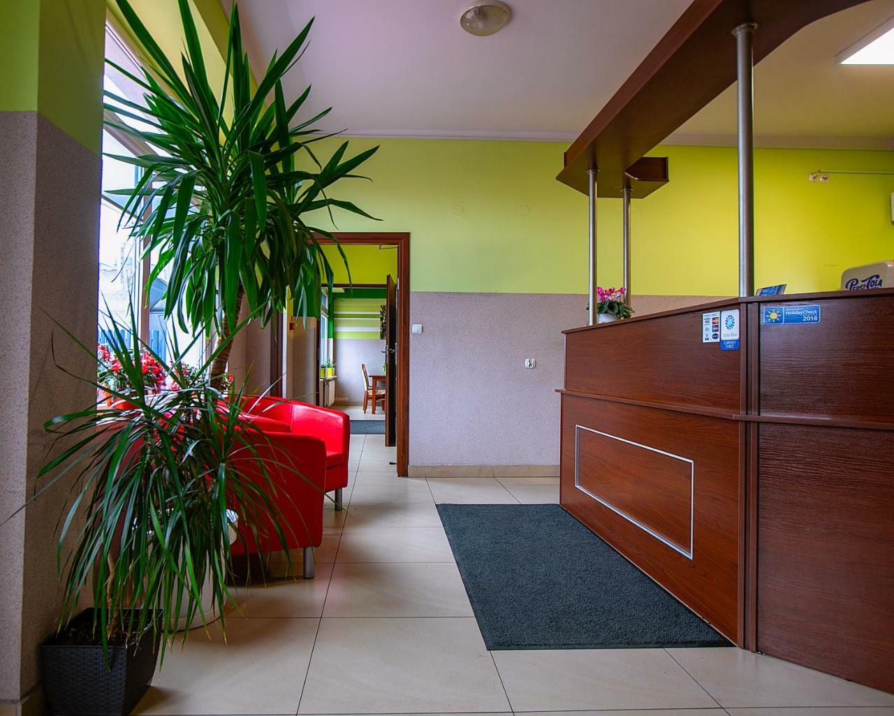 Premium Hostel & Bistro - Hostelpremium Pl Mielec Exterior photo